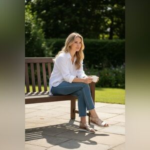 Adrienne Vittadini Gold Sandals Luxe Cork Comfort